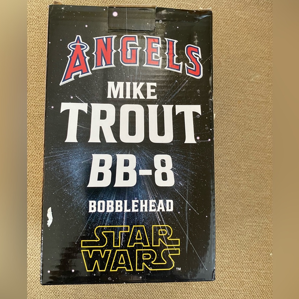 Mike Trout and BB-8 Angels Bobblehead-New In Box